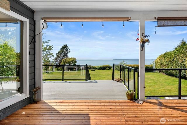 8613 Semiahmoo Drive, Blaine, WA 98230