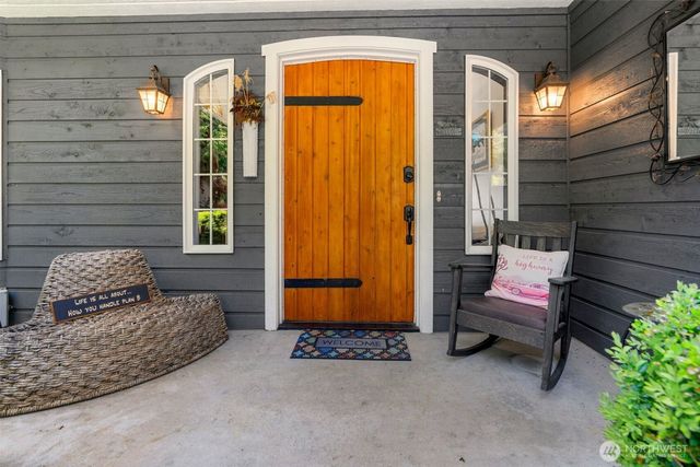 8613 Semiahmoo Drive, Blaine, WA 98230