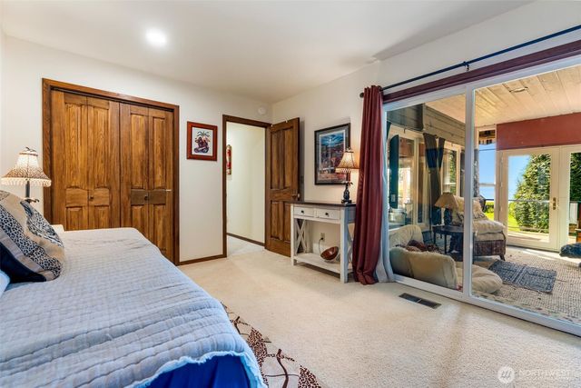 8613 Semiahmoo Drive, Blaine, WA 98230