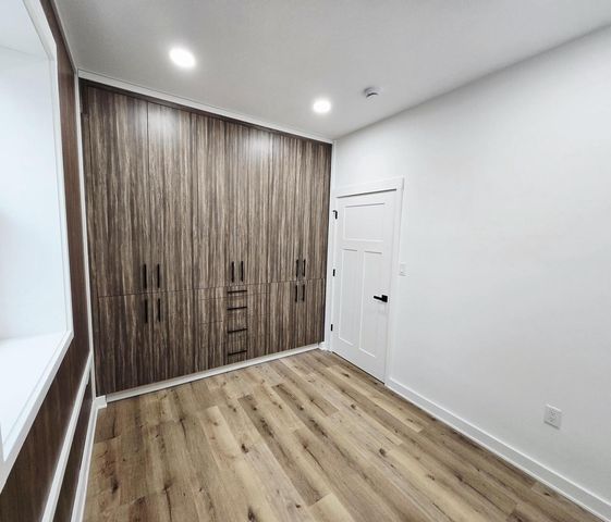 5766 N 42nd STREET, Milwaukee, WI 53209