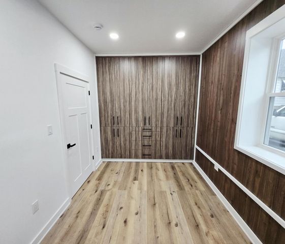 5766 N 42nd STREET, Milwaukee, WI 53209