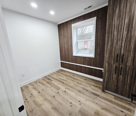 5766 N 42nd STREET, Milwaukee, WI 53209