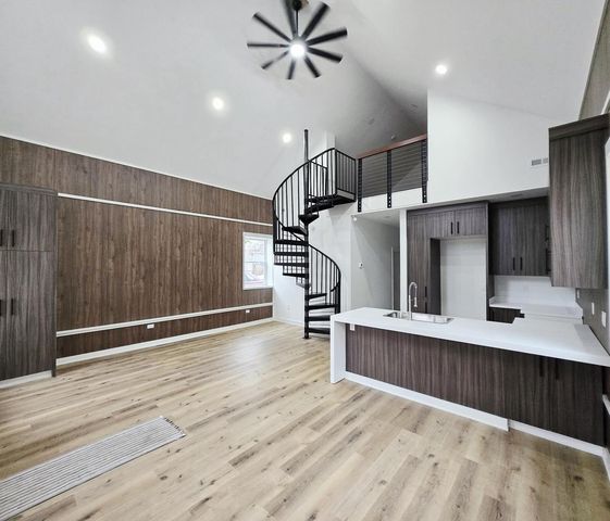 5766 N 42nd STREET, Milwaukee, WI 53209