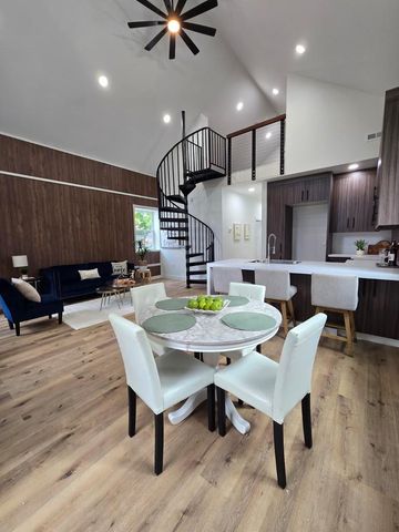 5766 N 42nd STREET, Milwaukee, WI 53209