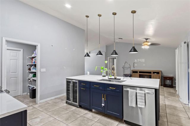 2710 25TH STREET SW, Lehigh Acres, FL 33976