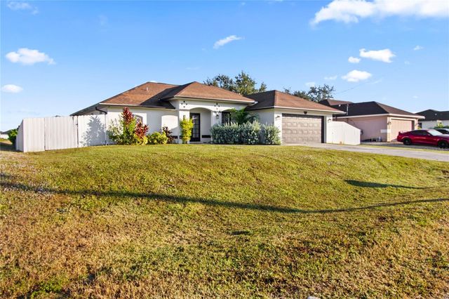 2710 25TH STREET SW, Lehigh Acres, FL 33976
