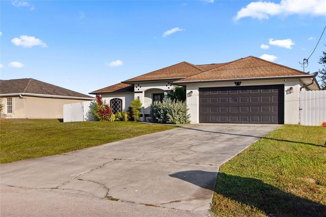 2710 25TH STREET SW, Lehigh Acres, FL 33976