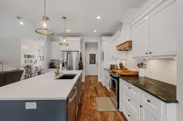 40 Sapphire, Purvis, MS 39475