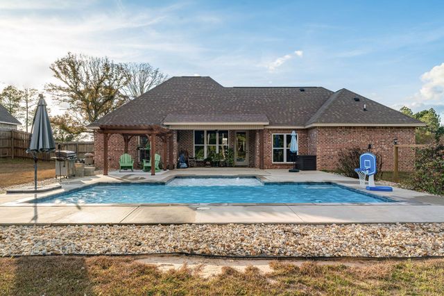 40 Sapphire, Purvis, MS 39475