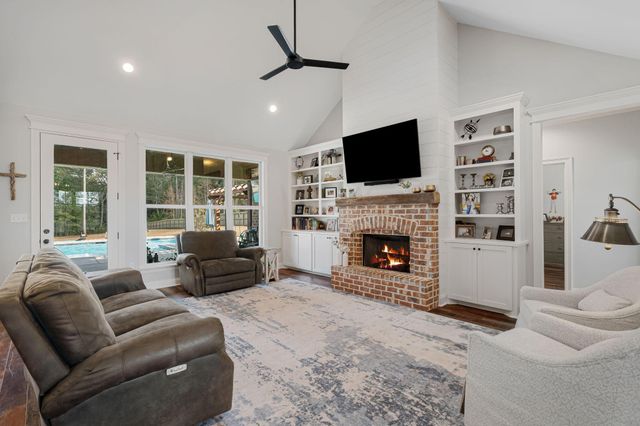 40 Sapphire, Purvis, MS 39475