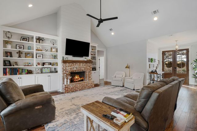 40 Sapphire, Purvis, MS 39475