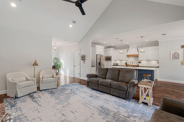 40 Sapphire, Purvis, MS 39475