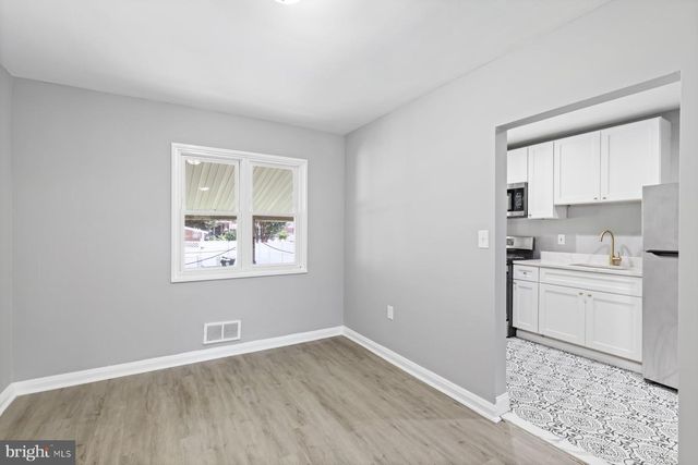2754 MOORGATE RD, Dundalk, MD 21222