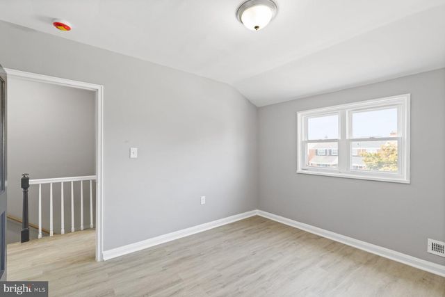 2754 MOORGATE RD, Dundalk, MD 21222