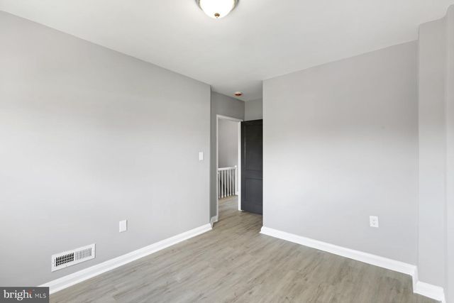 2754 MOORGATE RD, Dundalk, MD 21222