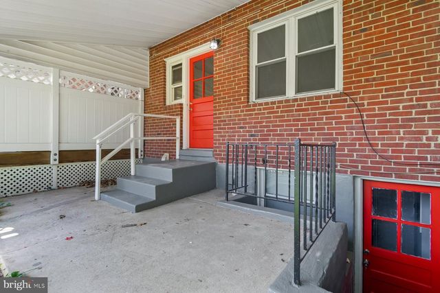 2754 MOORGATE RD, Dundalk, MD 21222