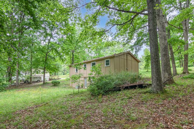 2117 Ferry Rd, Clarksville, TN 37040