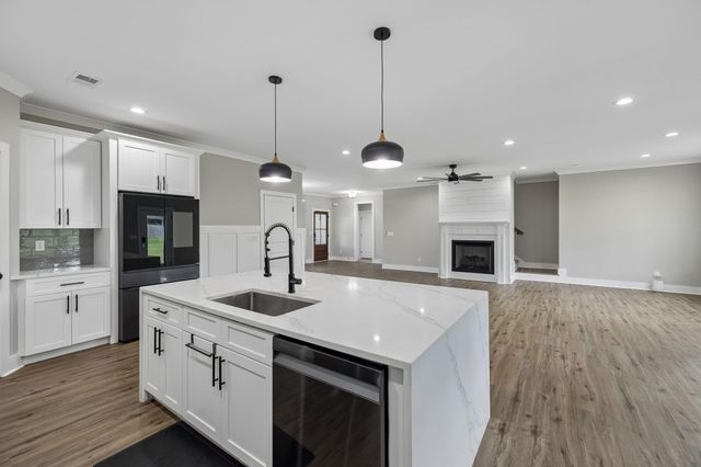 842 Kay Circle, Chattanooga, TN 37421