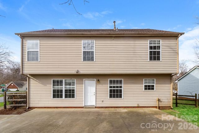 7510 Hubbard Woods Road, Charlotte, NC 28269