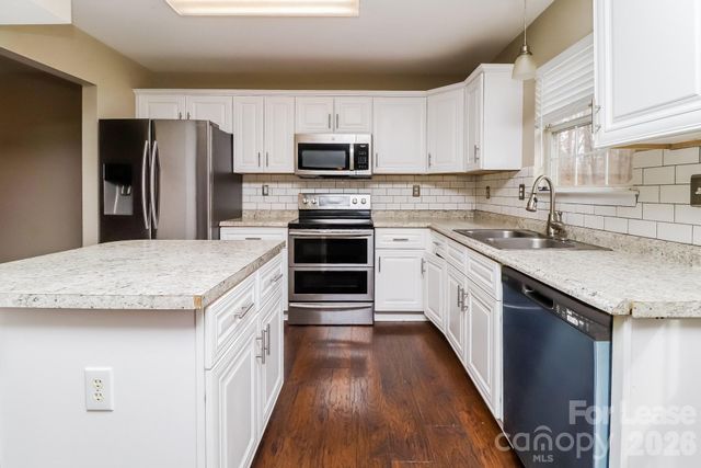 7510 Hubbard Woods Road, Charlotte, NC 28269