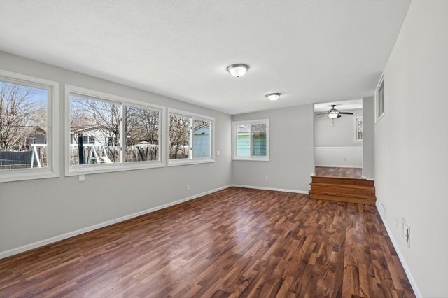 289 89th Avenue NE, Blaine, MN 55434