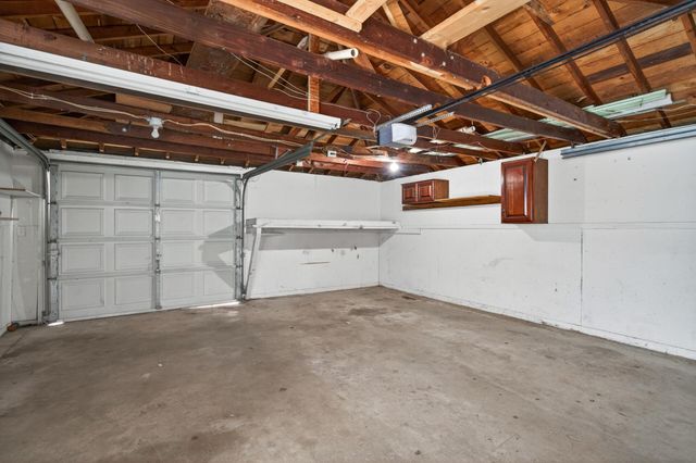 289 89th Avenue NE, Blaine, MN 55434