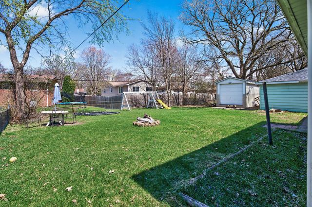 289 89th Avenue NE, Blaine, MN 55434