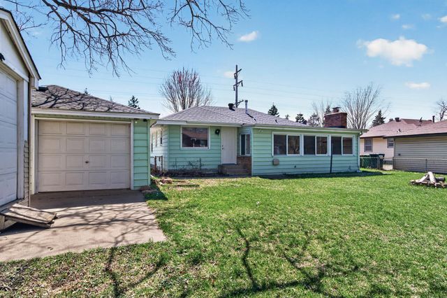 289 89th Avenue NE, Blaine, MN 55434