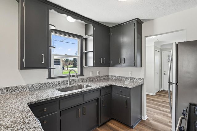 289 89th Avenue NE, Blaine, MN 55434