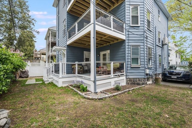 43 Goldsmith St 3, Boston, MA 02130
