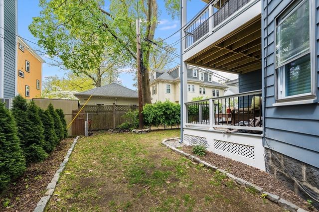 43 Goldsmith St 3, Boston, MA 02130