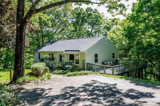 31 Second Hill Road, New Milford, CT 06776