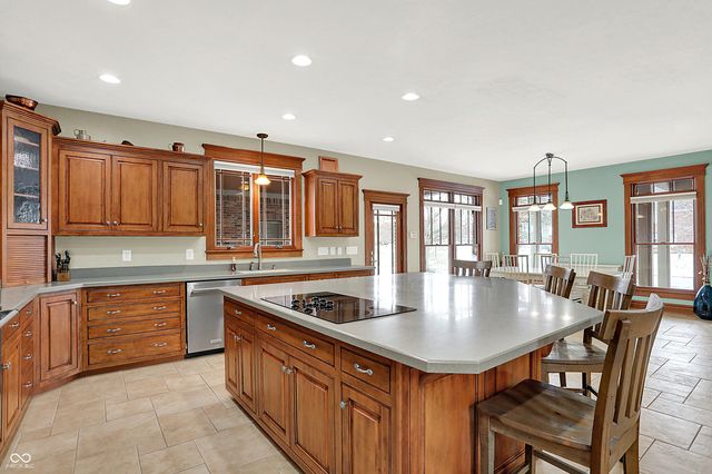 6 Stonybrook Drive, Brownsburg, IN 46112