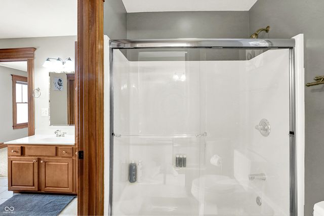 6 Stonybrook Drive, Brownsburg, IN 46112