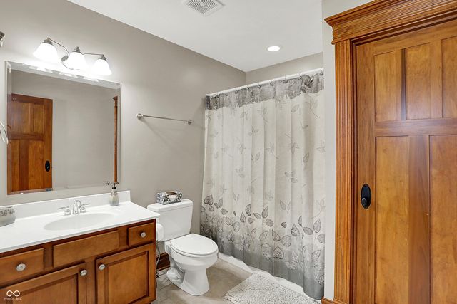 6 Stonybrook Drive, Brownsburg, IN 46112