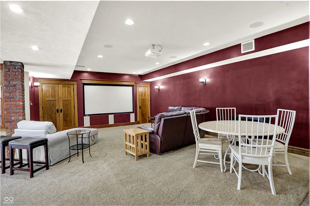 6 Stonybrook Drive, Brownsburg, IN 46112