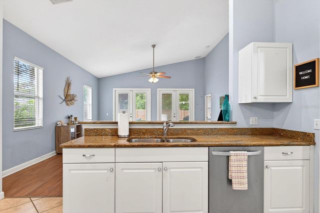 2219 18TH AVENUE W, Bradenton, FL 34205