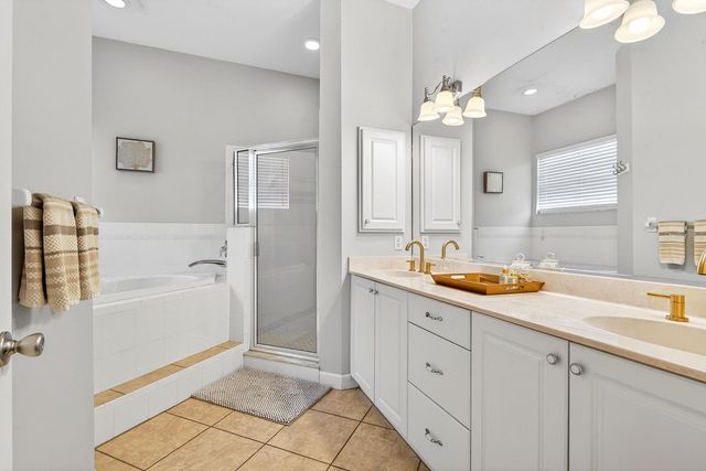 2219 18TH AVENUE W, Bradenton, FL 34205