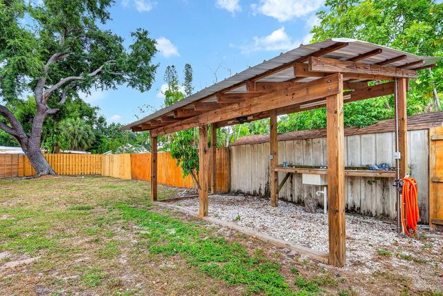 2219 18TH AVENUE W, Bradenton, FL 34205