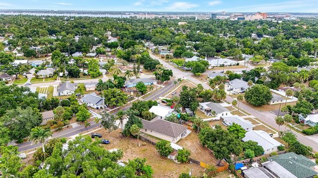 2219 18TH AVENUE W, Bradenton, FL 34205