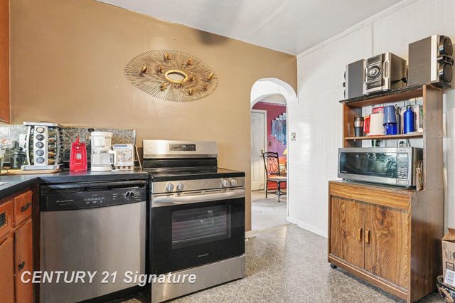 3111 Rust Avenue, Saginaw, MI 48601