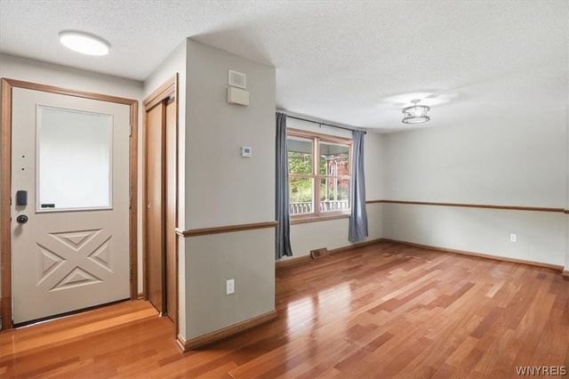 35 Hawthorne Avenue, Cheektowaga, NY 14227