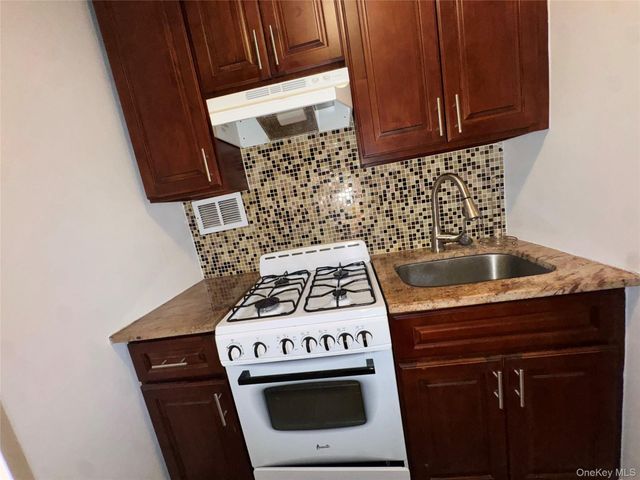 43 Bronx River Road 6c, Yonkers, NY 10704