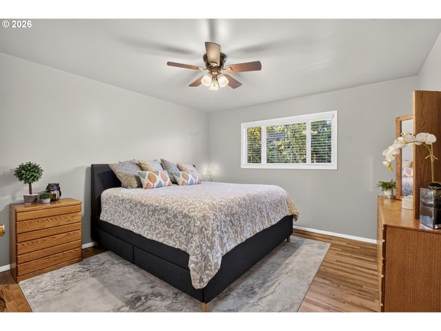 10690 Sw FAIRHAVEN St, Portland, OR 97223