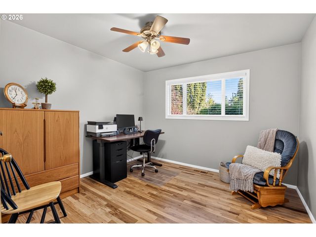 10690 Sw FAIRHAVEN St, Portland, OR 97223