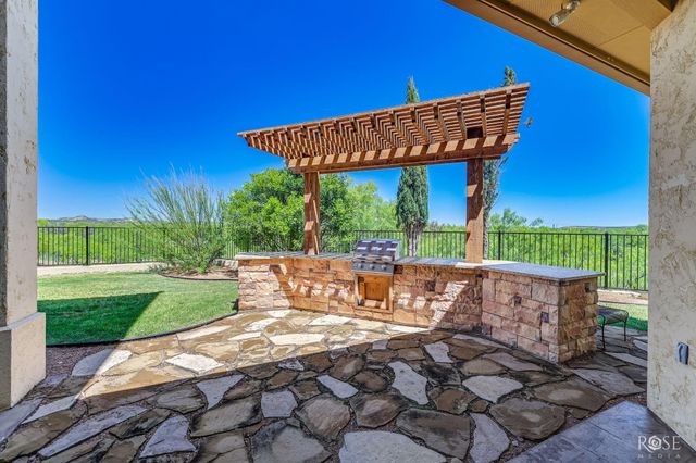 6542 Stokes Road, San Angelo, TX 76904