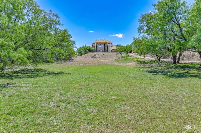 6542 Stokes Road, San Angelo, TX 76904