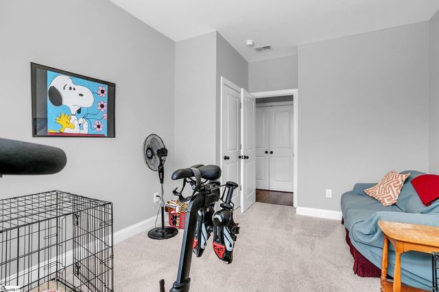 17 Byrnes Lane, Greenville, SC 29609