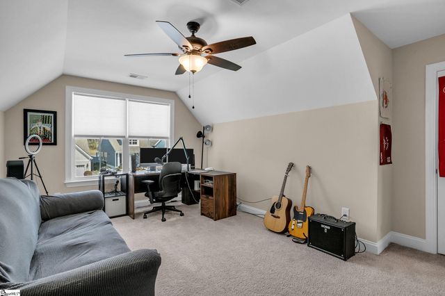 17 Byrnes Lane, Greenville, SC 29609