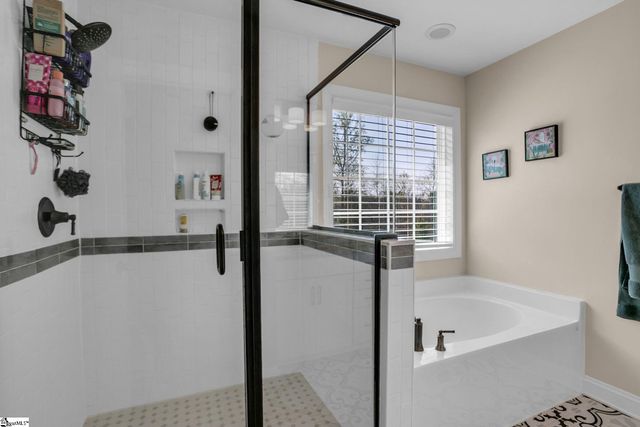 17 Byrnes Lane, Greenville, SC 29609